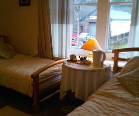 The Hendrewen Hotel Treorchy Екстериор снимка