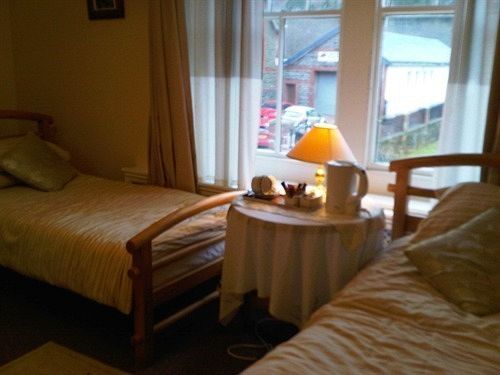The Hendrewen Hotel Treorchy Екстериор снимка